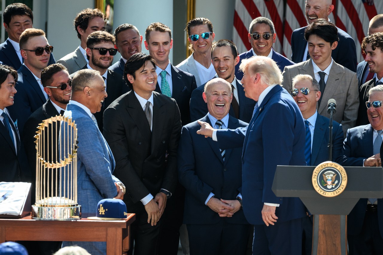 ホワイトハウスで2025年ワールドシリーズ制覇を祝うドジャースの大谷翔平、山本由伸、佐々木朗希ら