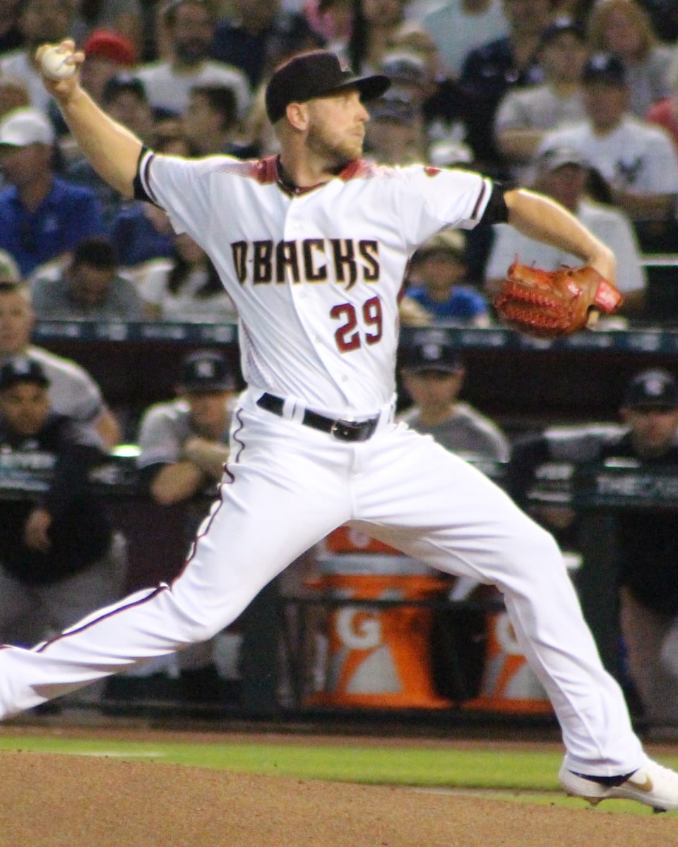 Merrill Kelly pitching for the Arizona Diamondbacks in 2019.